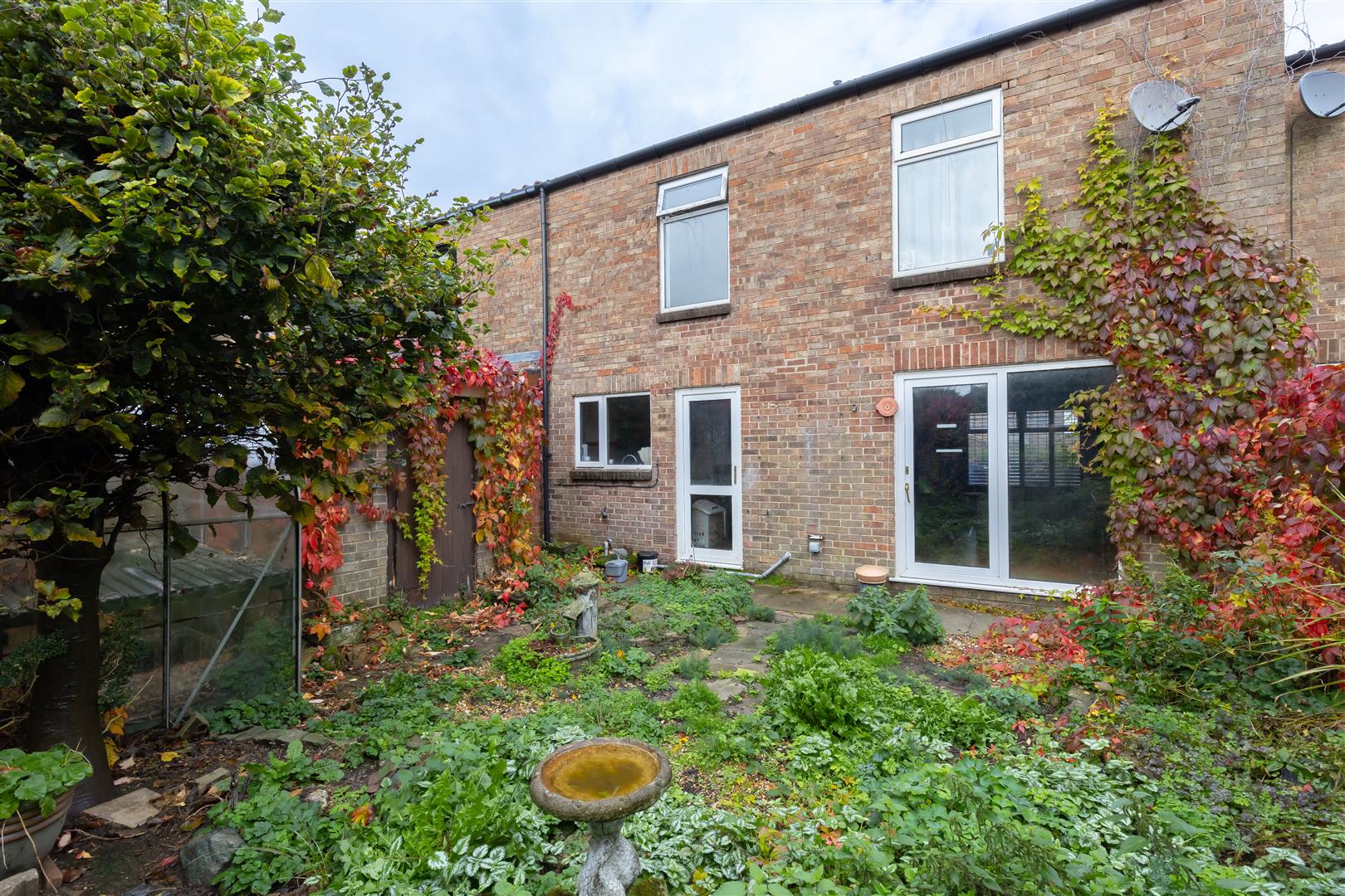 3 bed property in Buckshaw Hall Close, Chorley